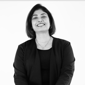 次のアバター： Maria