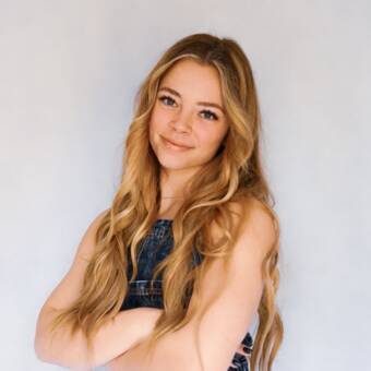 The avatar of Meagan