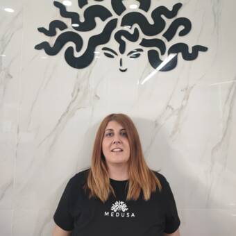 次のアバター： ΑΡΤΕΜΙΣ