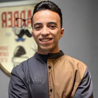 次のアバター： MANSOUR