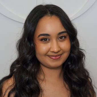 The avatar of Courtney