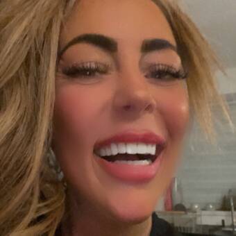 The avatar of Joanne