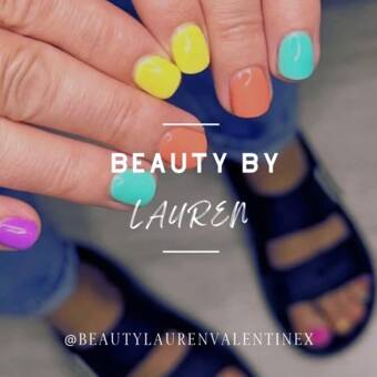 The avatar of Lauren