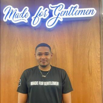 The avatar of Yanderson