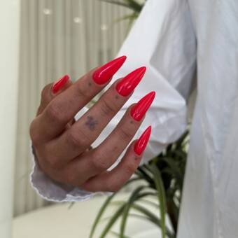 الصورة الرمزية لـ Nikoleta