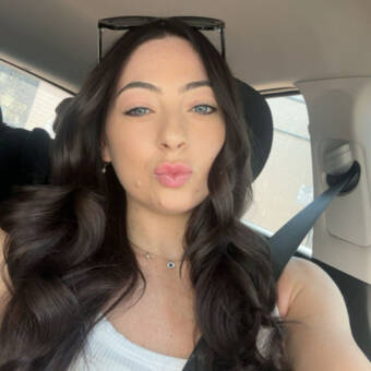 The avatar of Hayley