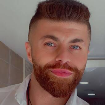 The avatar of Charlie