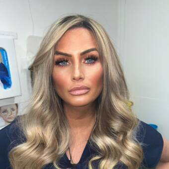 Sarahpseudoportretas