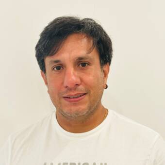 The avatar of Fernando