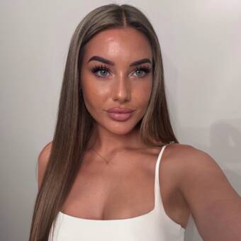 The avatar of Sophie