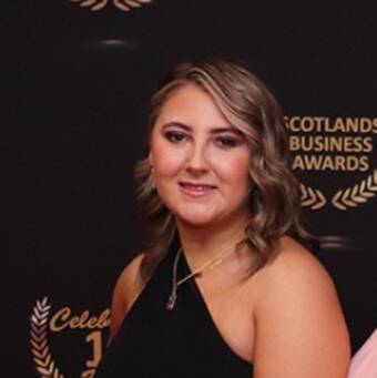 Henkilön caitlin avatar