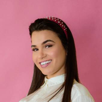 The avatar of Amanda