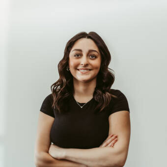 次のアバター： Alexane