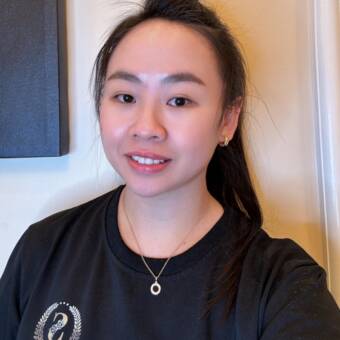 Henkilön Chloe avatar