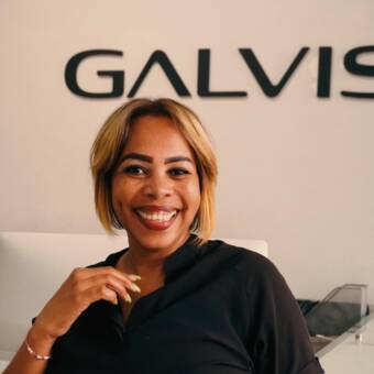 次のアバター： Johandra