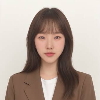 The avatar of Sophie