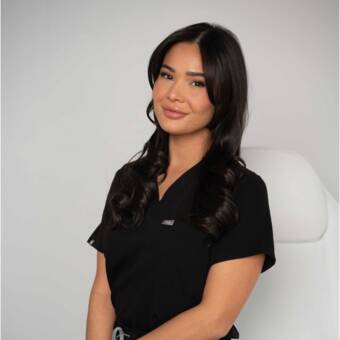 The avatar of Carolina