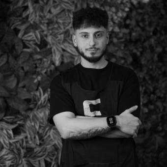 The avatar of SENIOR BARBER ALEX