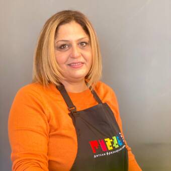 Петя Николоваpseudoportretas