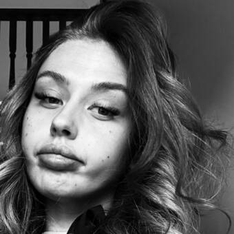 The avatar of Olivia