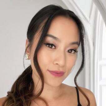 次のアバター： Cindy