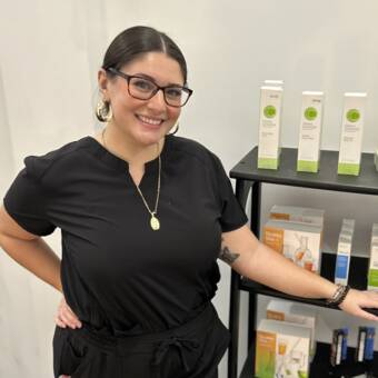 次のアバター： Maddy