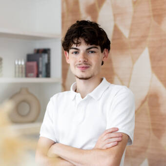 次のアバター： Franck