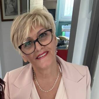The avatar of Manuela