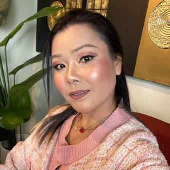 The avatar of Nicole