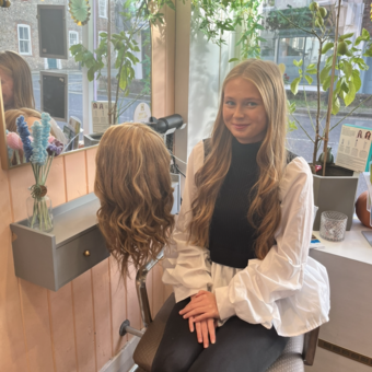 الصورة الرمزية لـ Amber