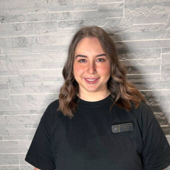 次のアバター： Adrianne