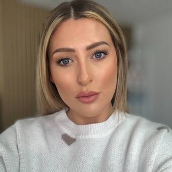 The avatar of Hannah