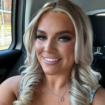 The avatar of Kelsey