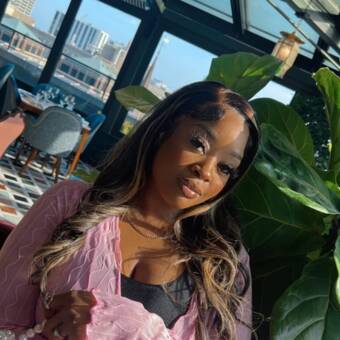 The avatar of Jennifer