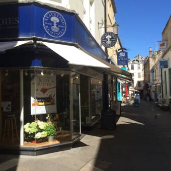 L'avatar appartenant à Shop Reception