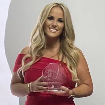 Avataren til Louise (Senior Stylist)