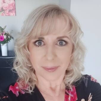 The avatar of Joanne