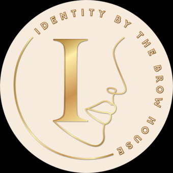 次のアバター： Carly