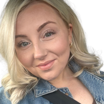 The avatar of Dionne