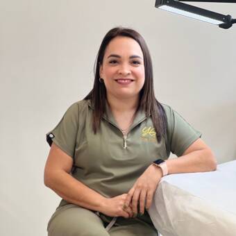 Yanethpseudoportretas