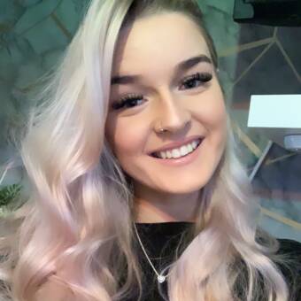 The avatar of Brooke