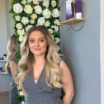 The avatar of Rebecca