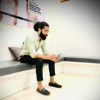 Hình đại diện của SAHIL