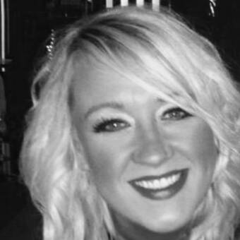 The avatar of Debbie