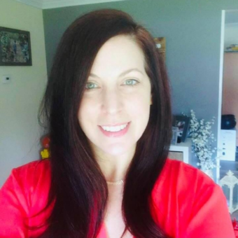 الصورة الرمزية لـ Nikki