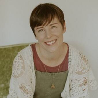 The avatar of Nicole