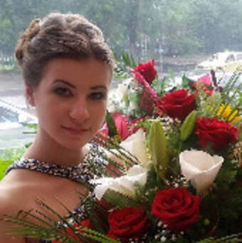 次のアバター： Илияна