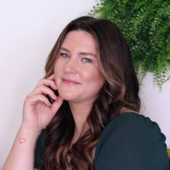 The avatar of Jennifer