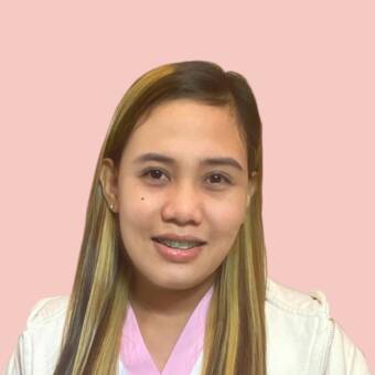 The avatar of Evelyn