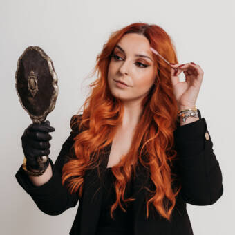 Аватарът на Sara